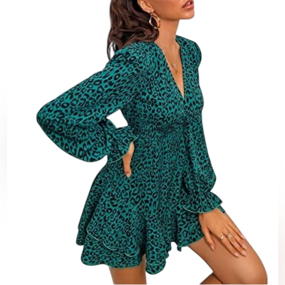 Polyester Dresses Size Medium - Picture 15 of 15